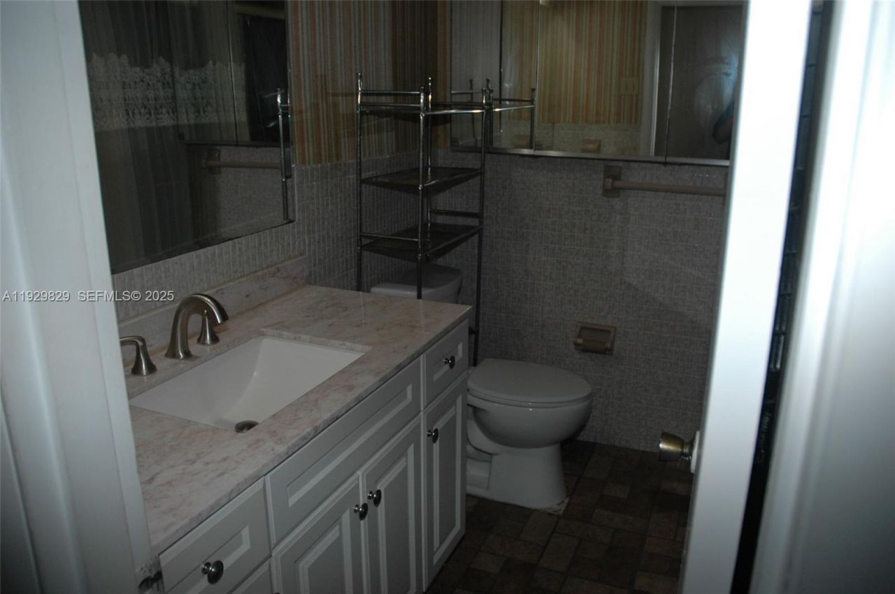 5300 Washington St, Unit F119, Hollywood, FL 33021 Photo