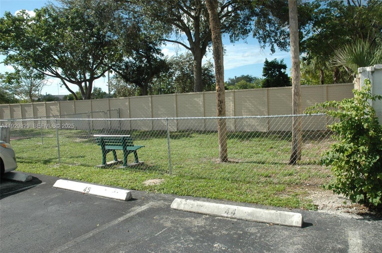 5300 Washington St, Unit F119, Hollywood, FL 33021 Photo