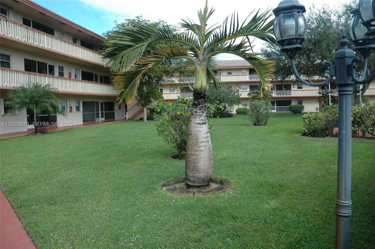 5300 Washington St, Unit F119, Hollywood, FL 33021 Photo