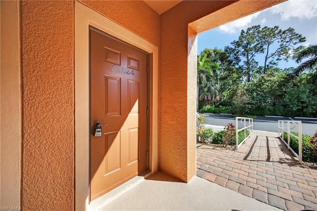 9601 Spanish Moss Way, Unit 3624, Bonita Springs, FL 34135 Photo