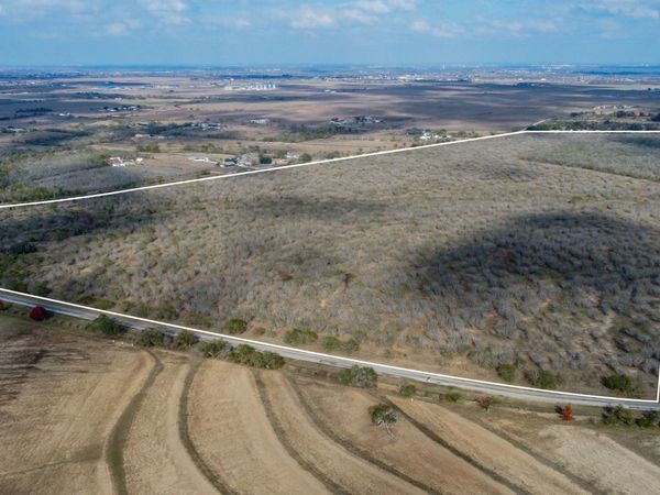 000 Gin, Marion, TX 78124