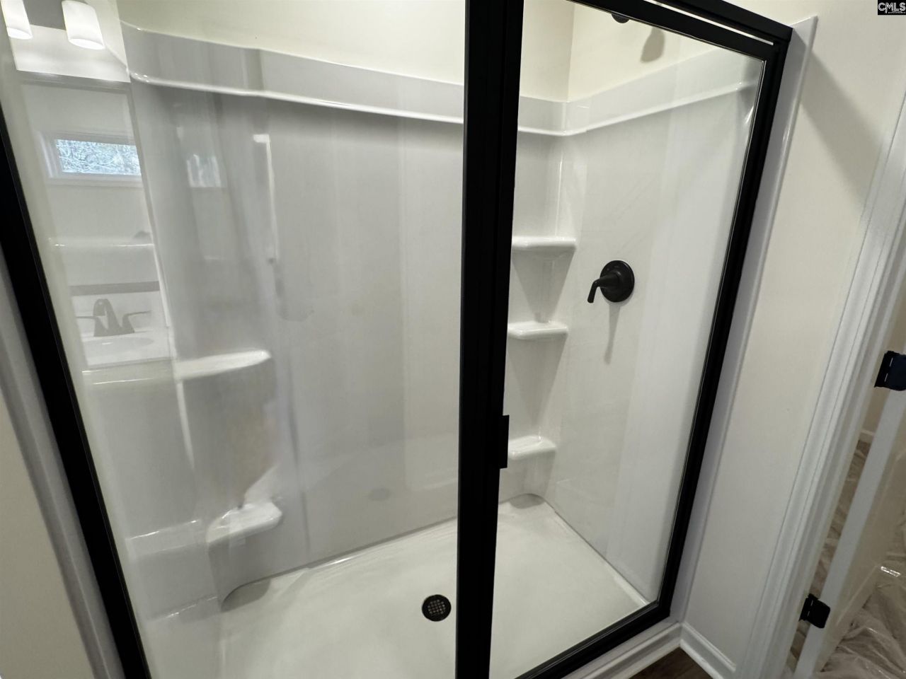 582 Griffon Drive Photo 12