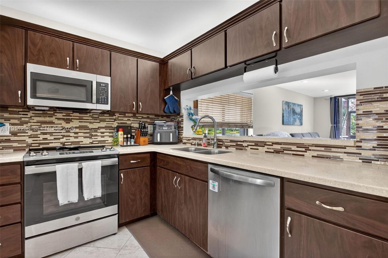 4588 Carambola Cir S, Unit 27219, Coconut Creek, FL 33066 Photo