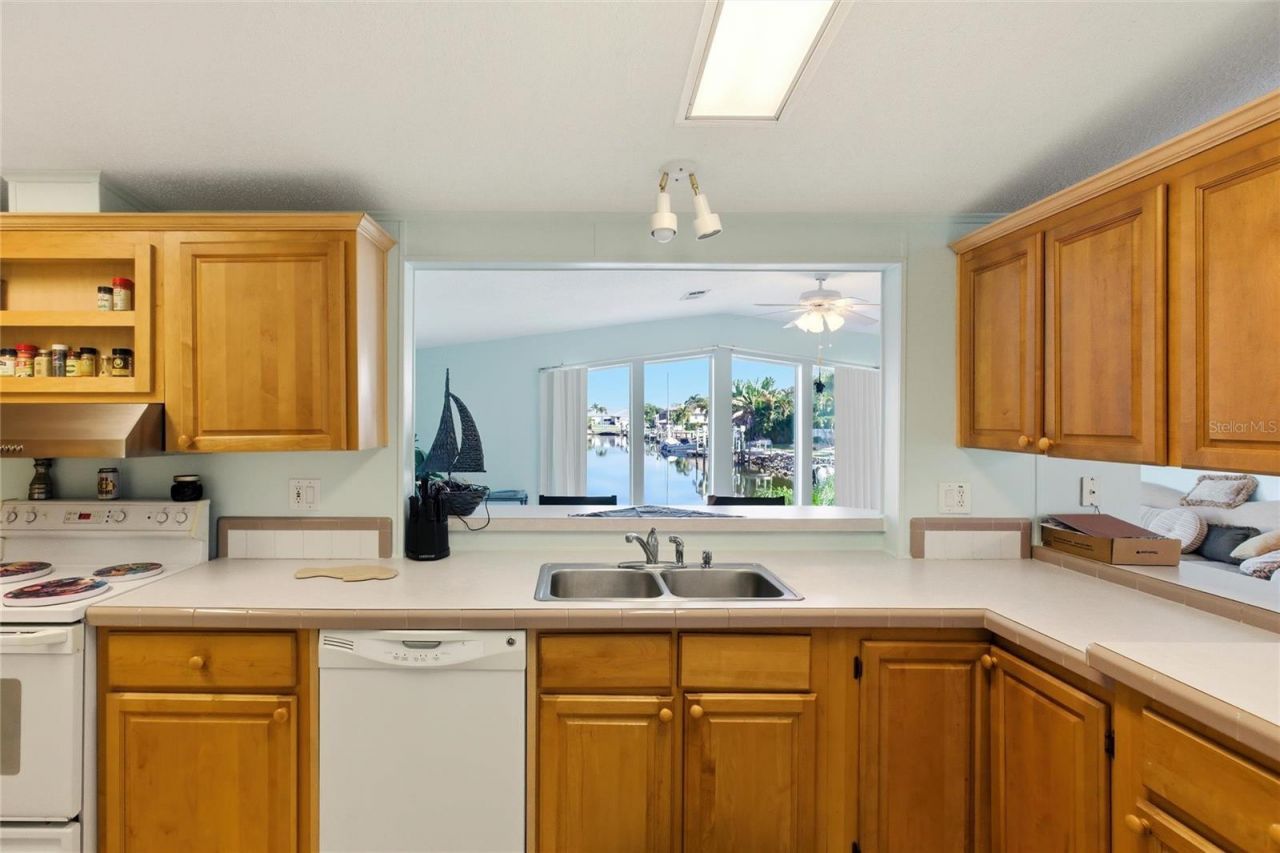 4190 Pelican Pointe Drive, Punta Gorda, FL 33950 Photo