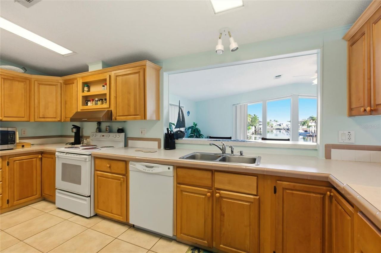4190 Pelican Pointe Drive, Punta Gorda, FL 33950 Photo