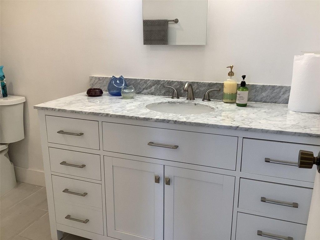 437 Golden Isles Drive, Unit 8A, Hallandale Beach, FL 33009 Photo