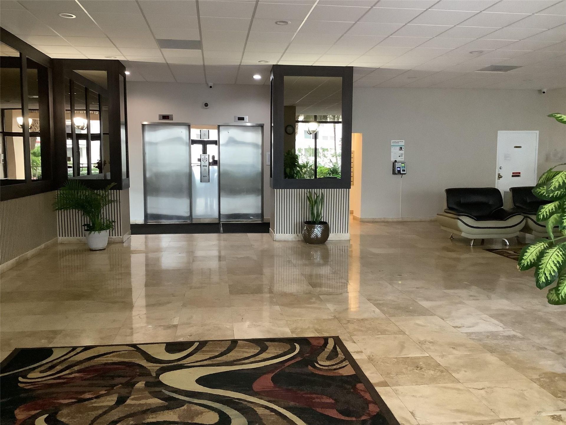 437 Golden Isles Drive, Unit 8A, Hallandale Beach, FL 33009 Photo