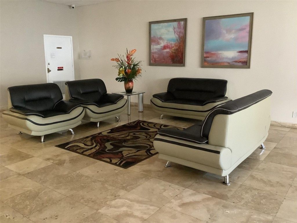 437 Golden Isles Drive, Unit 8A, Hallandale Beach, FL 33009 Photo