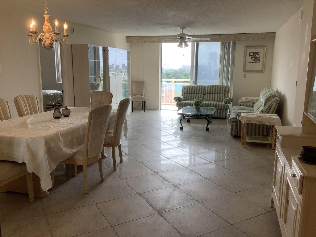 437 Golden Isles Drive, Unit 8A, Hallandale Beach, FL 33009 Photo