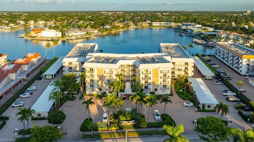 3000 Gulf Shore Blvd N, Unit 106, Naples, FL 34103 Photo