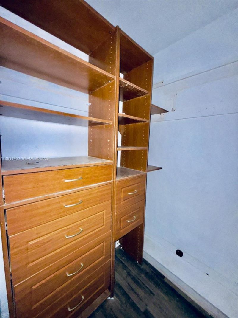 1401 NE 191st St, Unit D207, Miami, FL 33179 Photo