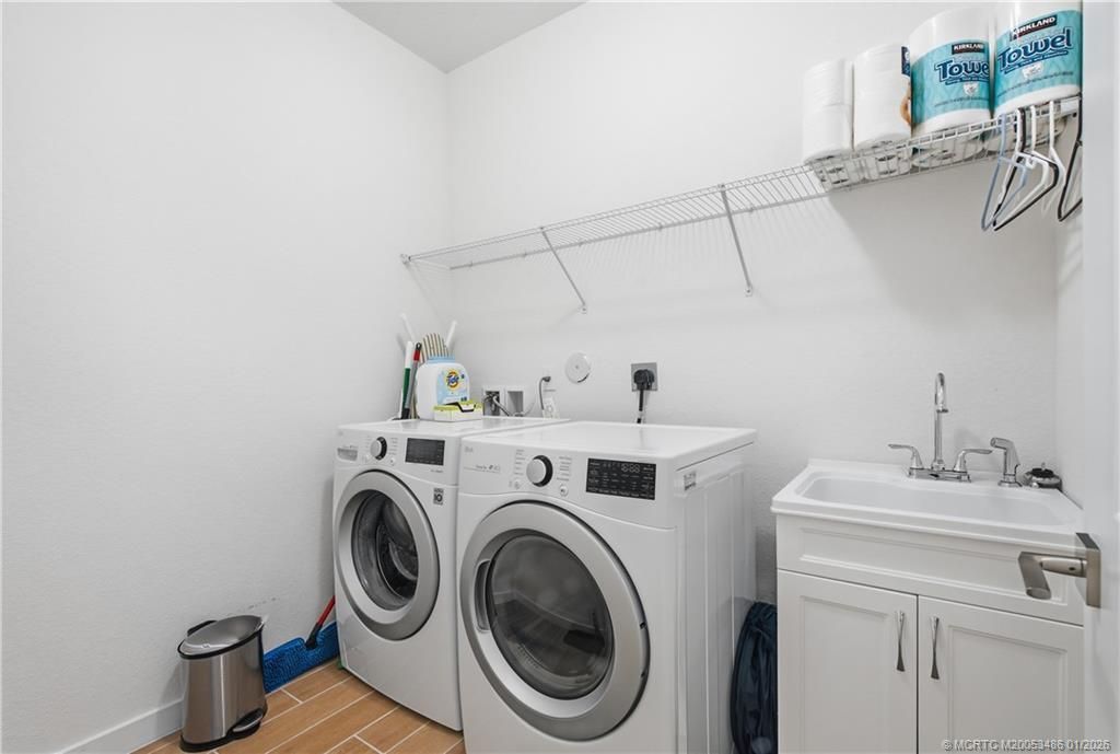 4575 NW King Court, Jensen Beach, FL 34957 Photo