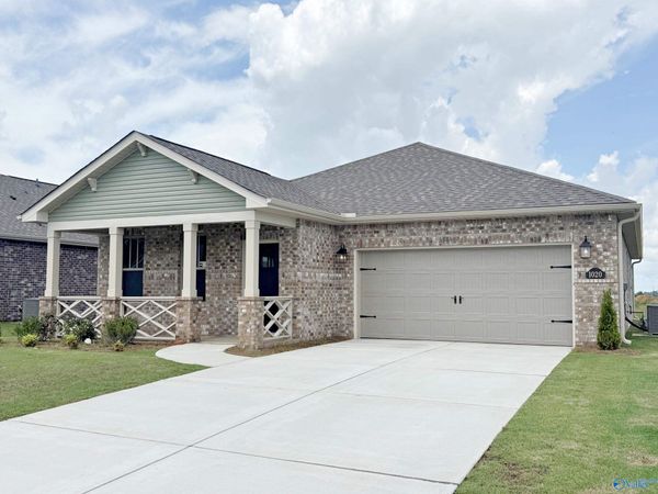 1020 Maplehurst Street, Decatur, AL 35603