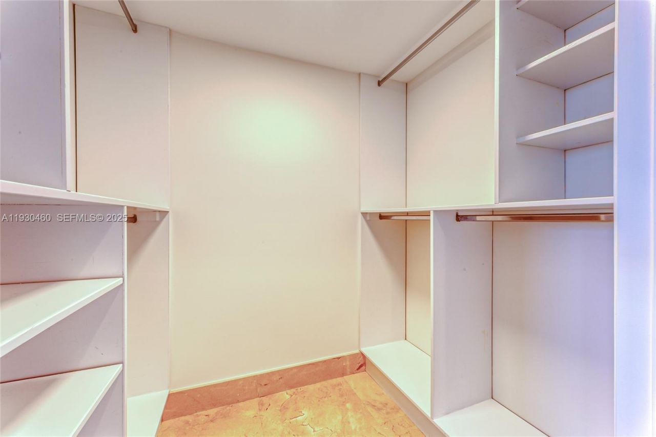 1830 S Ocean Dr, Unit 4601, Hallandale Beach, FL 33009 Photo