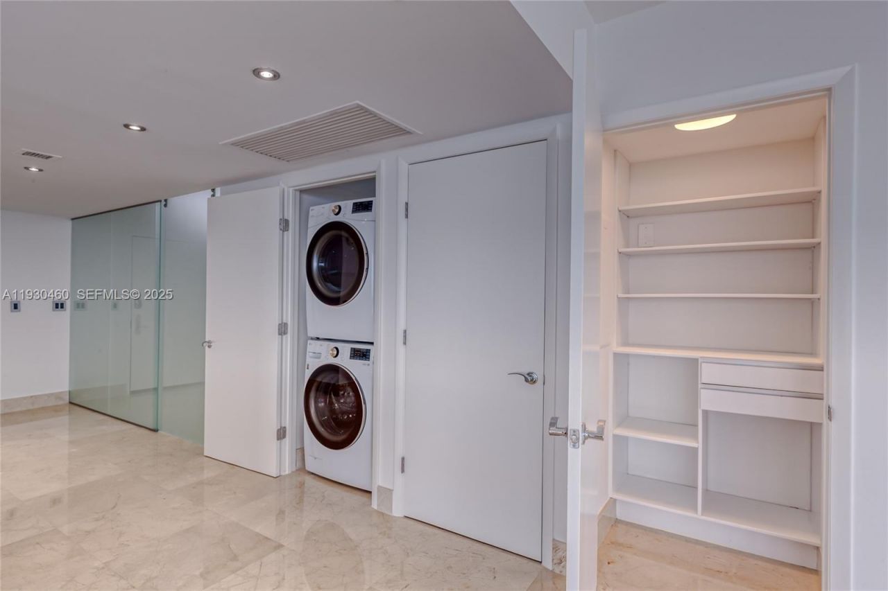 1830 S Ocean Dr, Unit 4601, Hallandale Beach, FL 33009 Photo