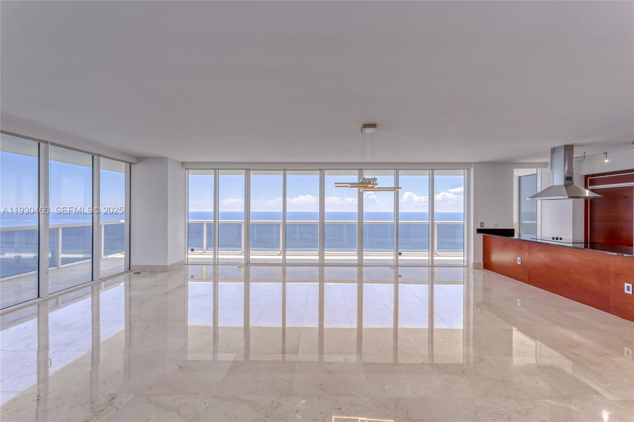 1830 S Ocean Dr, Unit 4601, Hallandale Beach, FL 33009 Photo