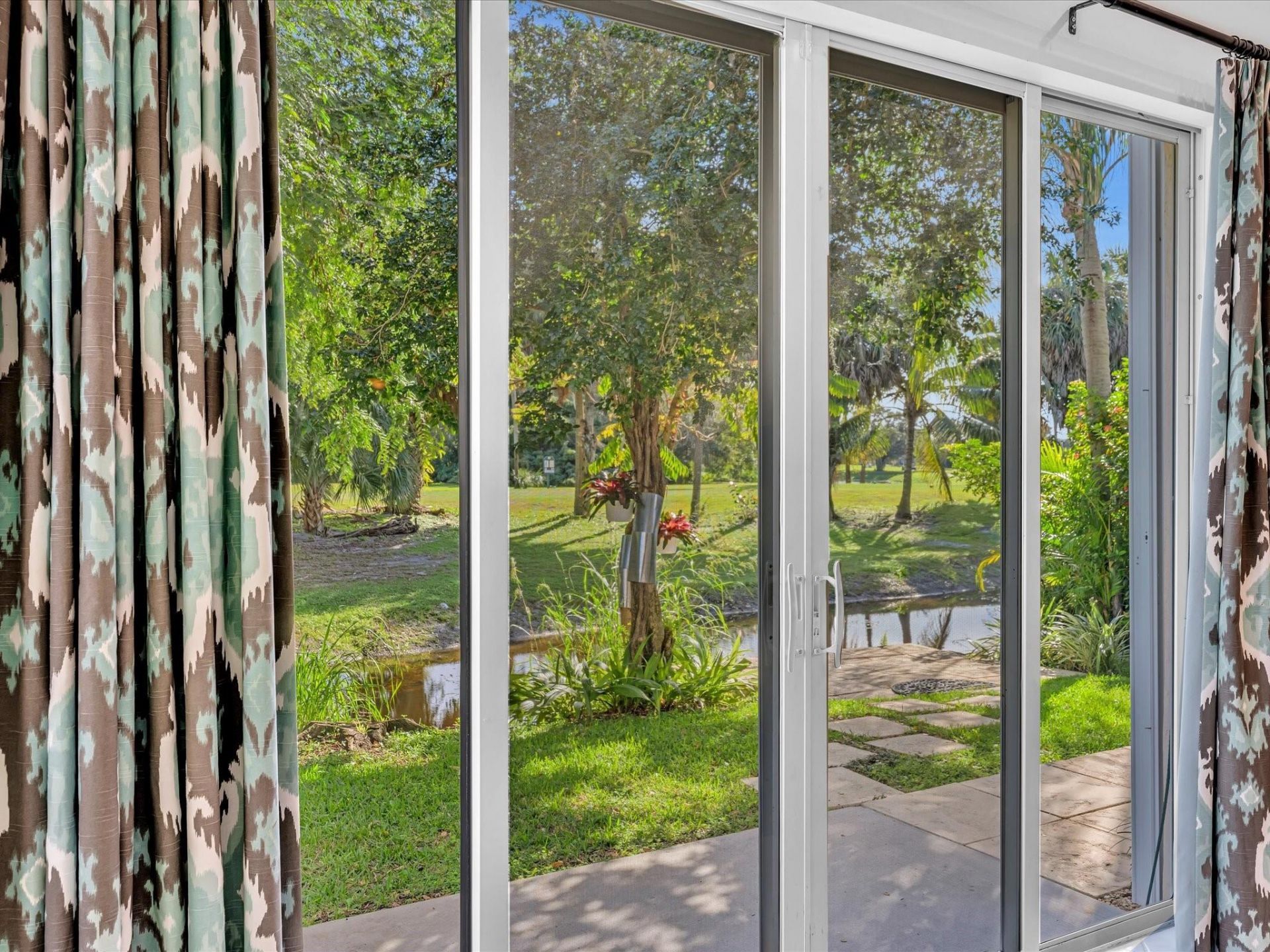 3580 Canary Palm Court, Pompano Beach, FL 33069 Photo