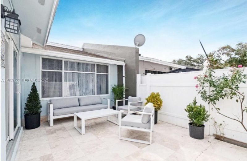 5546 Lakewood Cir Unit C, Margate, FL 33063 Photo