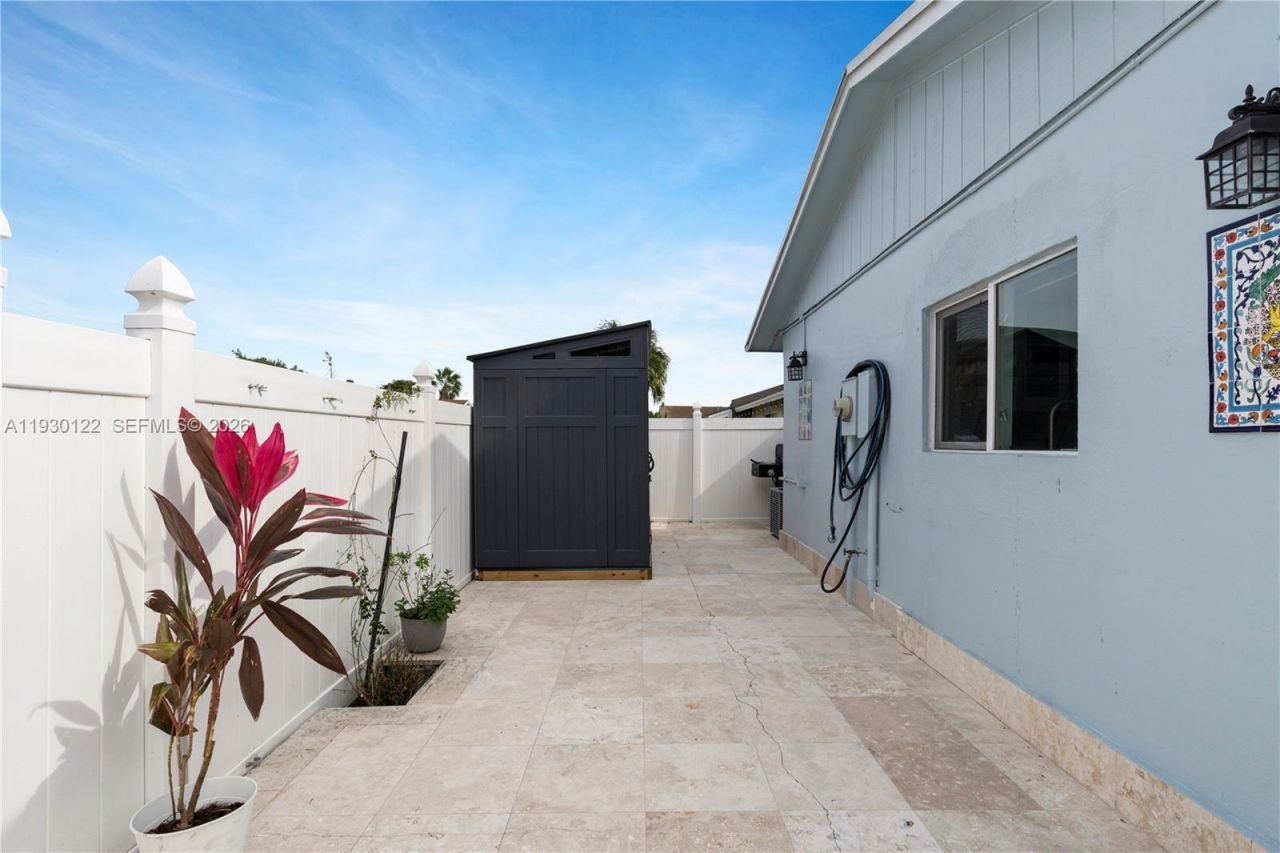 5546 Lakewood Cir Unit C, Margate, FL 33063 Photo