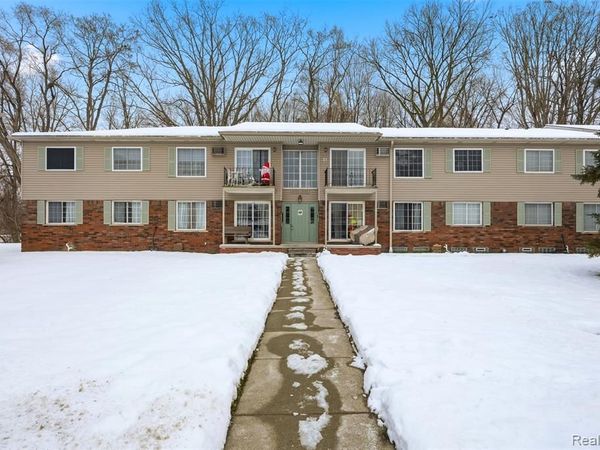 8188 24 Mile Road, Shelby Twp, MI 48316