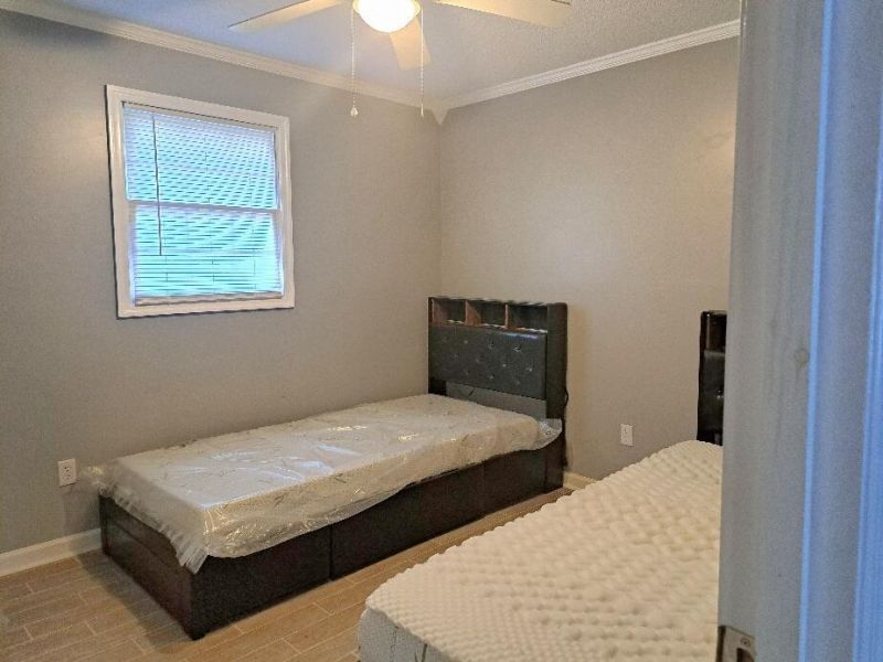 119 Town Hall Court Photo 13