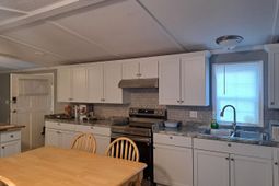 119 Town Hall Court photo 4