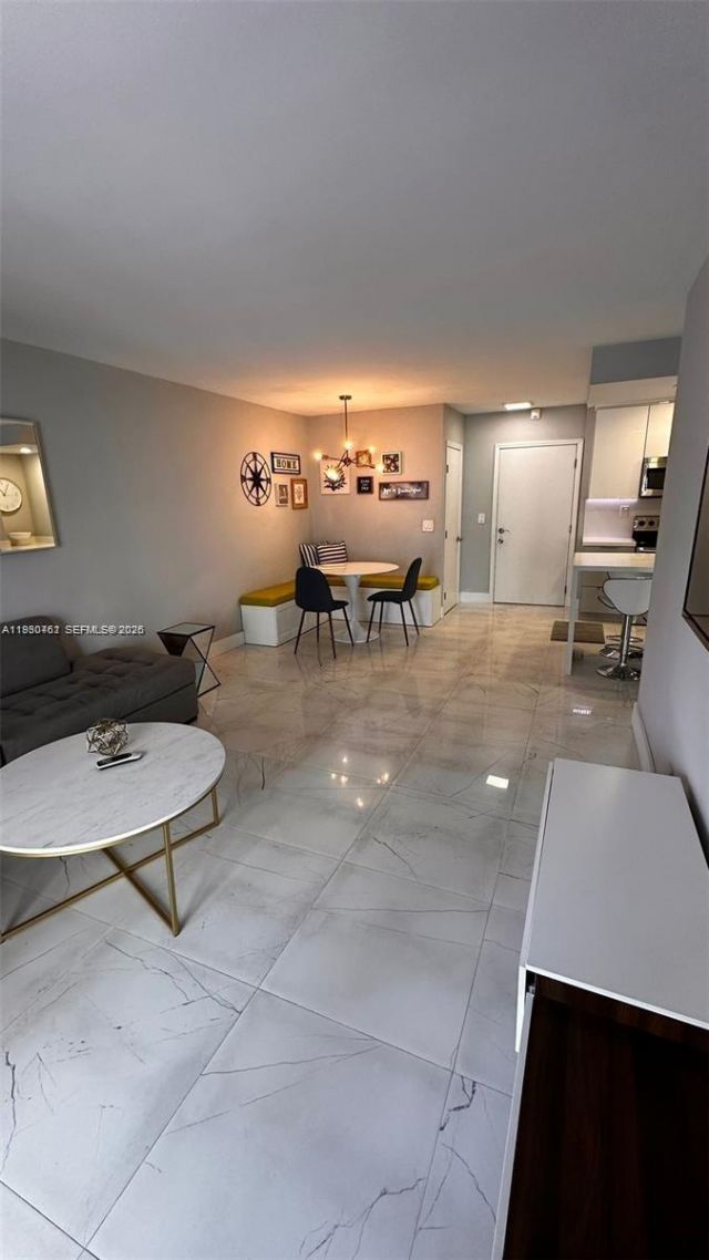 2900 Banyan St, Unit 305, Fort Lauderdale, FL 33316 Photo