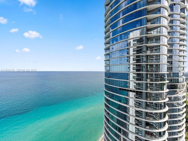 15811 Collins Ave, Unit 3707, Sunny Isles Beach, FL 33160
