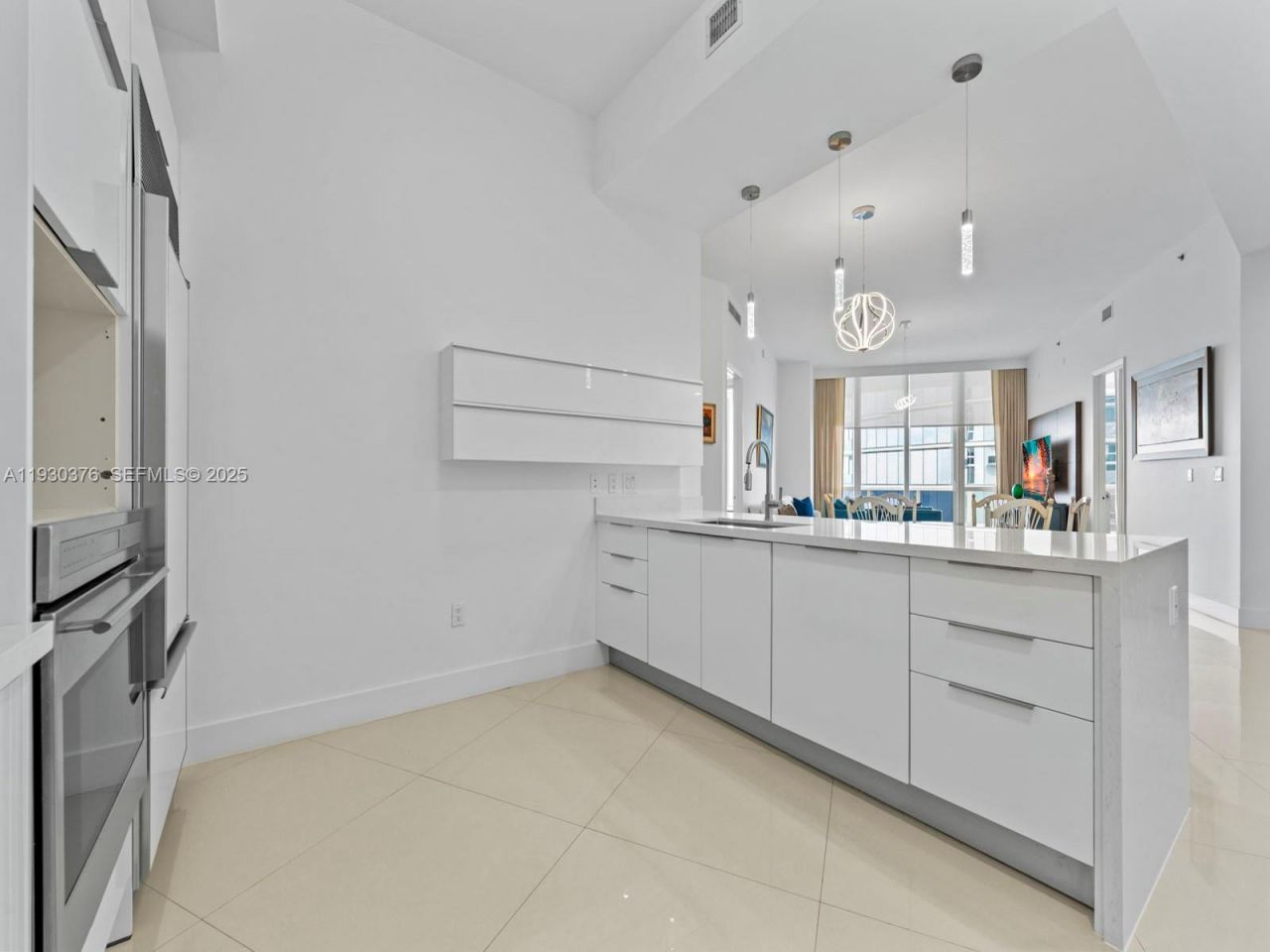 15811 Collins Ave, Unit 3707, Sunny Isles Beach, FL 33160 Photo