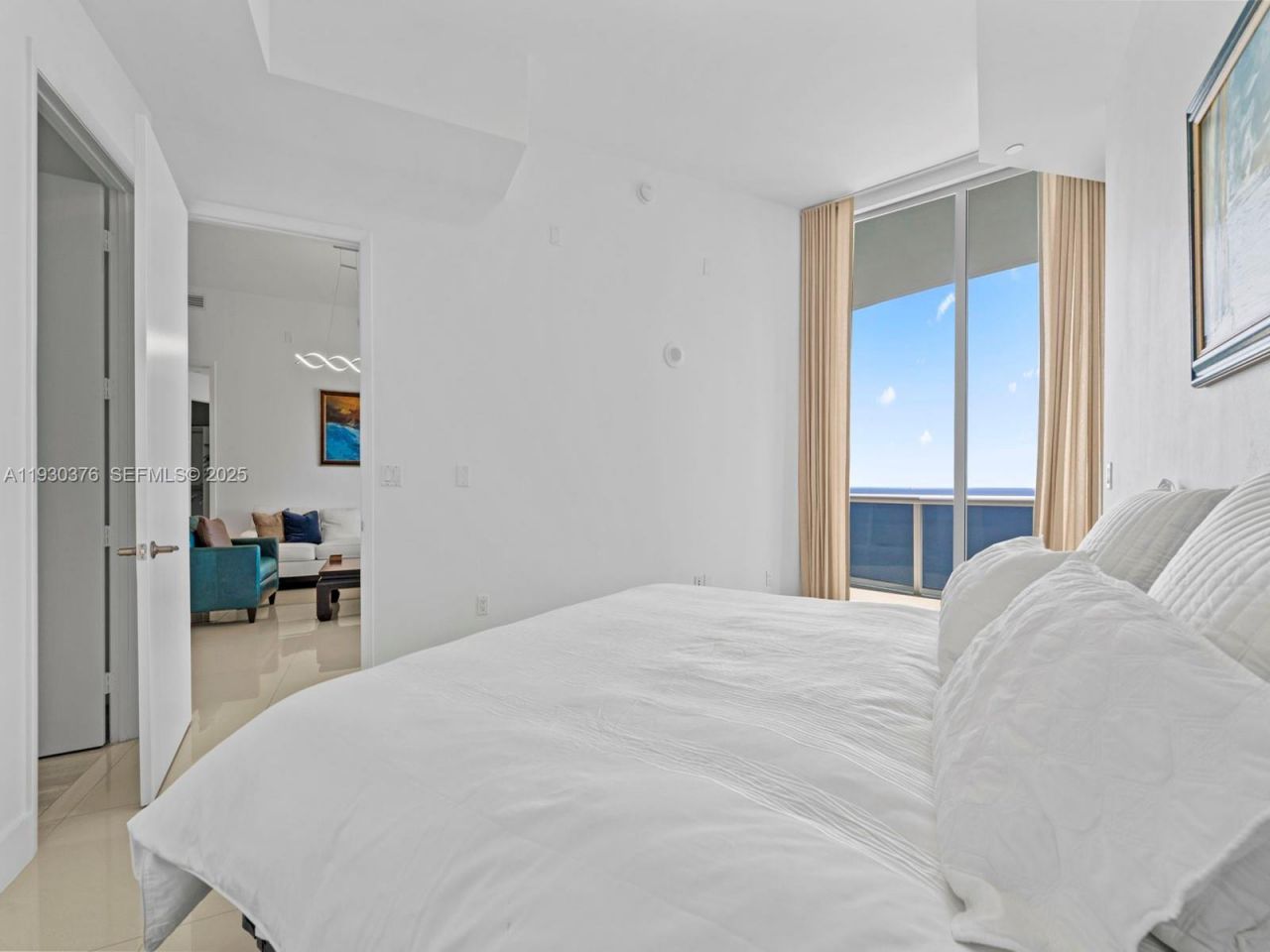 15811 Collins Ave, Unit 3707, Sunny Isles Beach, FL 33160 Photo