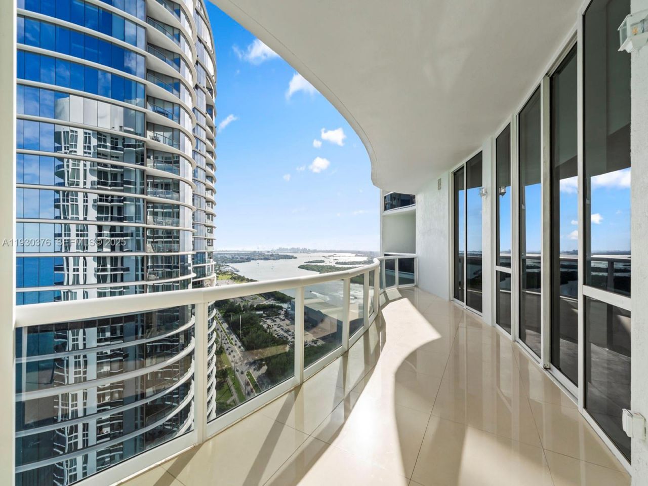 15811 Collins Ave, Unit 3707, Sunny Isles Beach, FL 33160 Photo