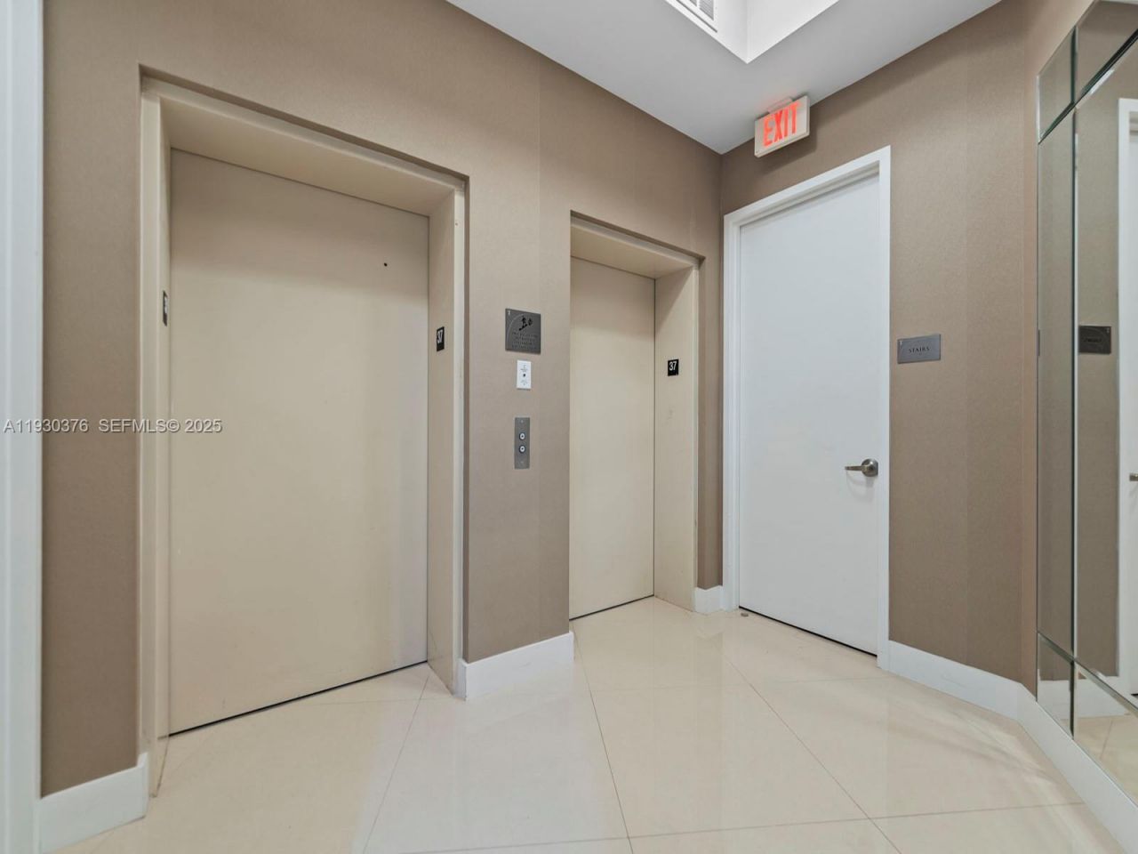 15811 Collins Ave, Unit 3707, Sunny Isles Beach, FL 33160 Photo