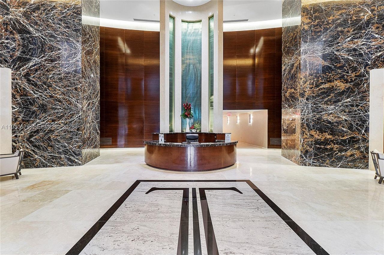 15811 Collins Ave, Unit 3707, Sunny Isles Beach, FL 33160 Photo