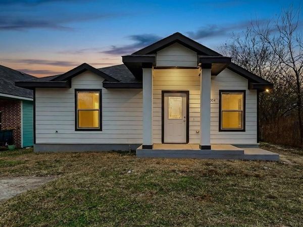 3304 Wellington Street, Greenville, TX 75401