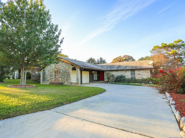 8227 Capricorn, Universal City, TX 78148