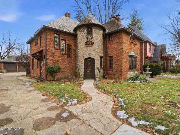 2356 Secor Road, Toledo, OH 43606