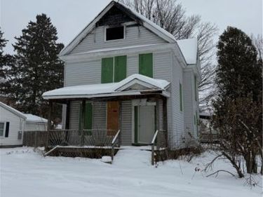 11 Flagg Street, Whitesboro, NY 13492