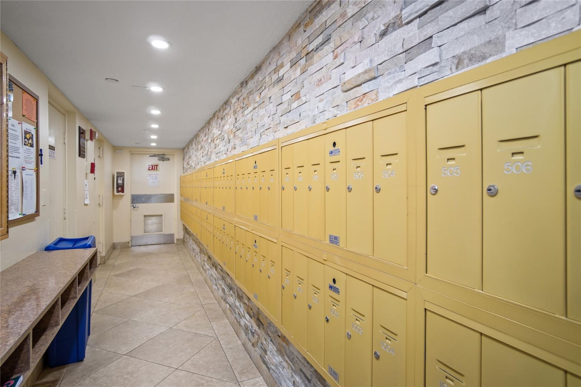 3510 Oaks Way, Unit 802, Pompano Beach, FL 33069 Photo