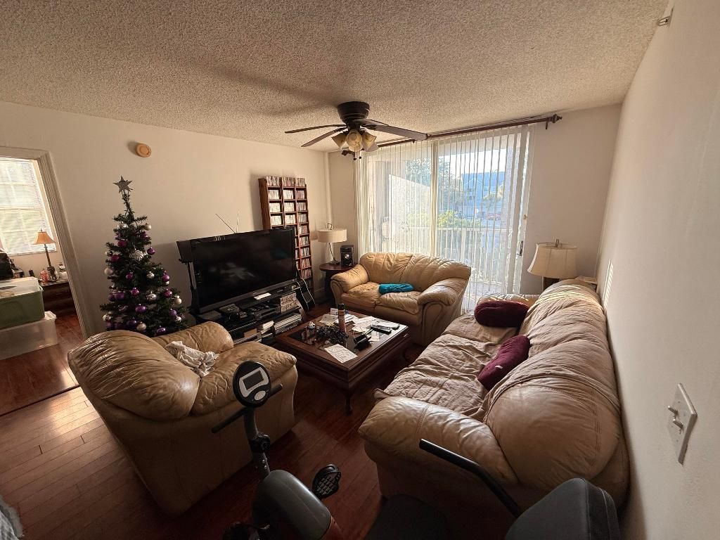520 SW 111th Avenue, Unit 202, Pembroke Pines, FL 33025 Photo