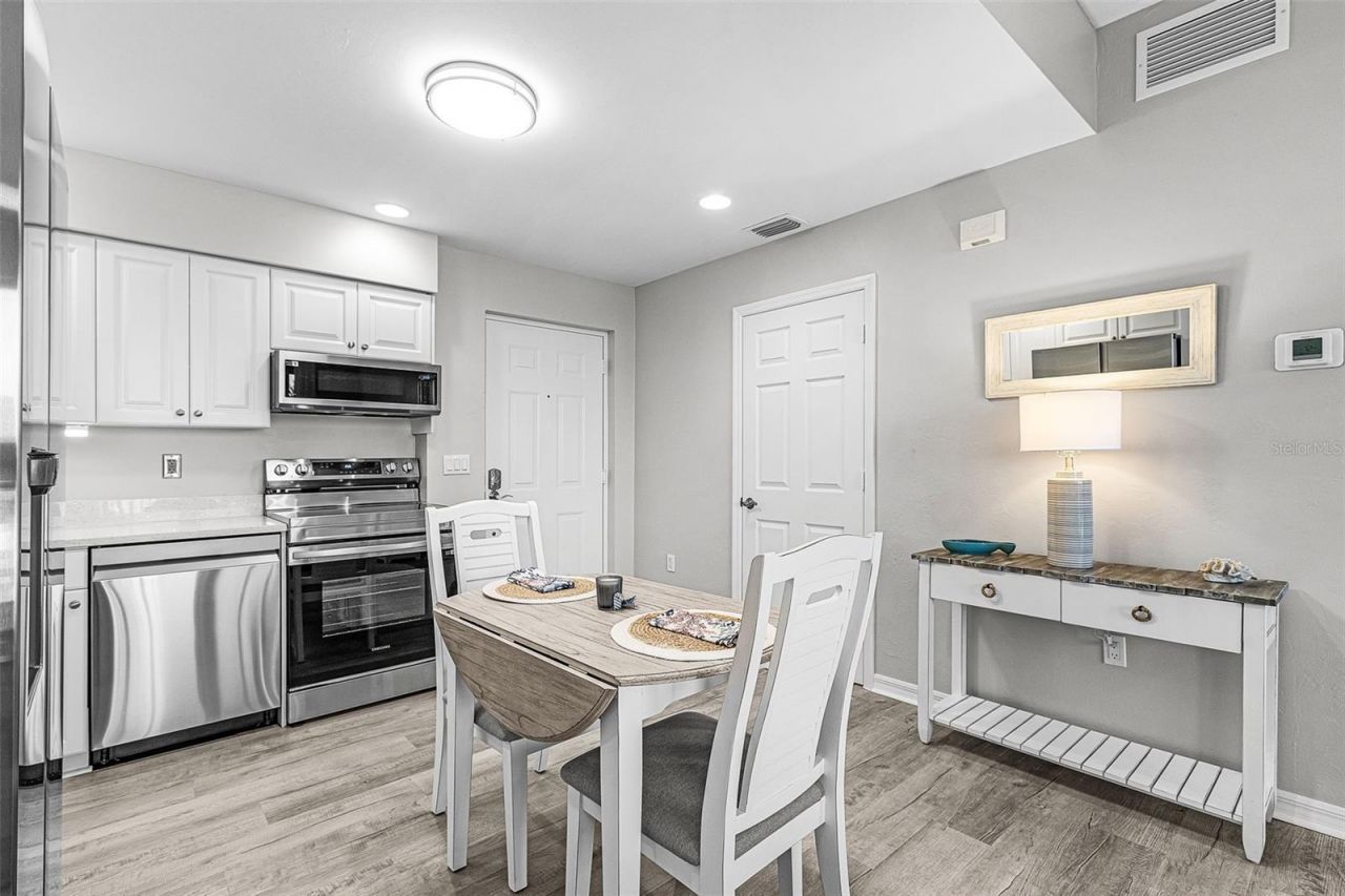 2060 Matecumbe Key Road, Unit 2307, Punta Gorda, FL 33955 Photo