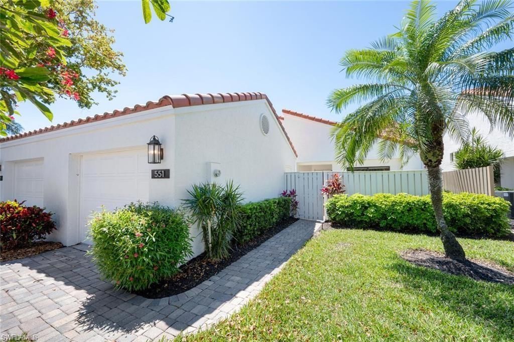 551 Beachwalk Cir, Unit 85-0, Naples, FL 34108 Photo