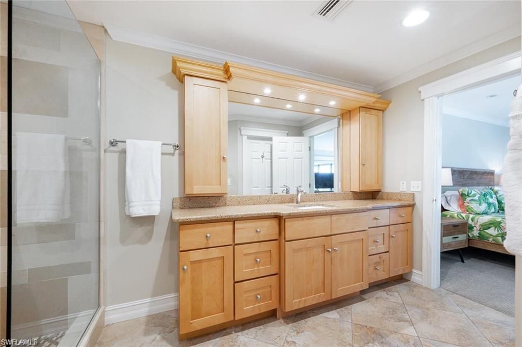 551 Beachwalk Cir, Unit 85-0, Naples, FL 34108 Photo