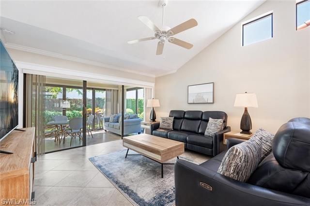 551 Beachwalk Cir, Unit 85-0, Naples, FL 34108 Photo