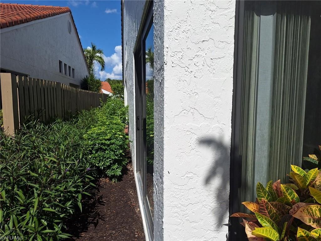 551 Beachwalk Cir, Unit 85-0, Naples, FL 34108 Photo