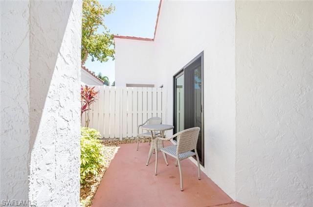 551 Beachwalk Cir, Unit 85-0, Naples, FL 34108 Photo