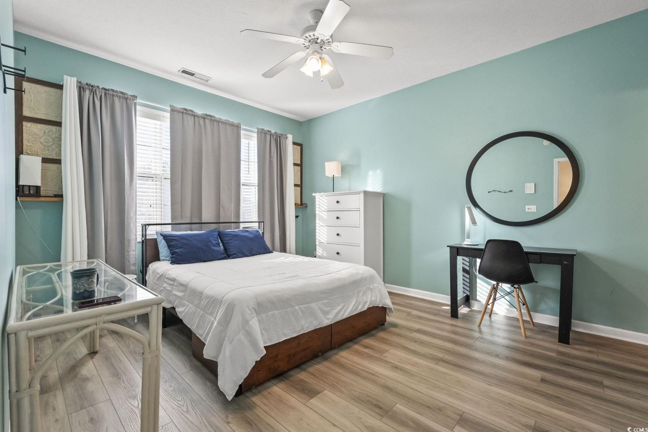 901 West Port Dr. Photo 14