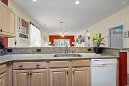 901 West Port Dr. photo 4