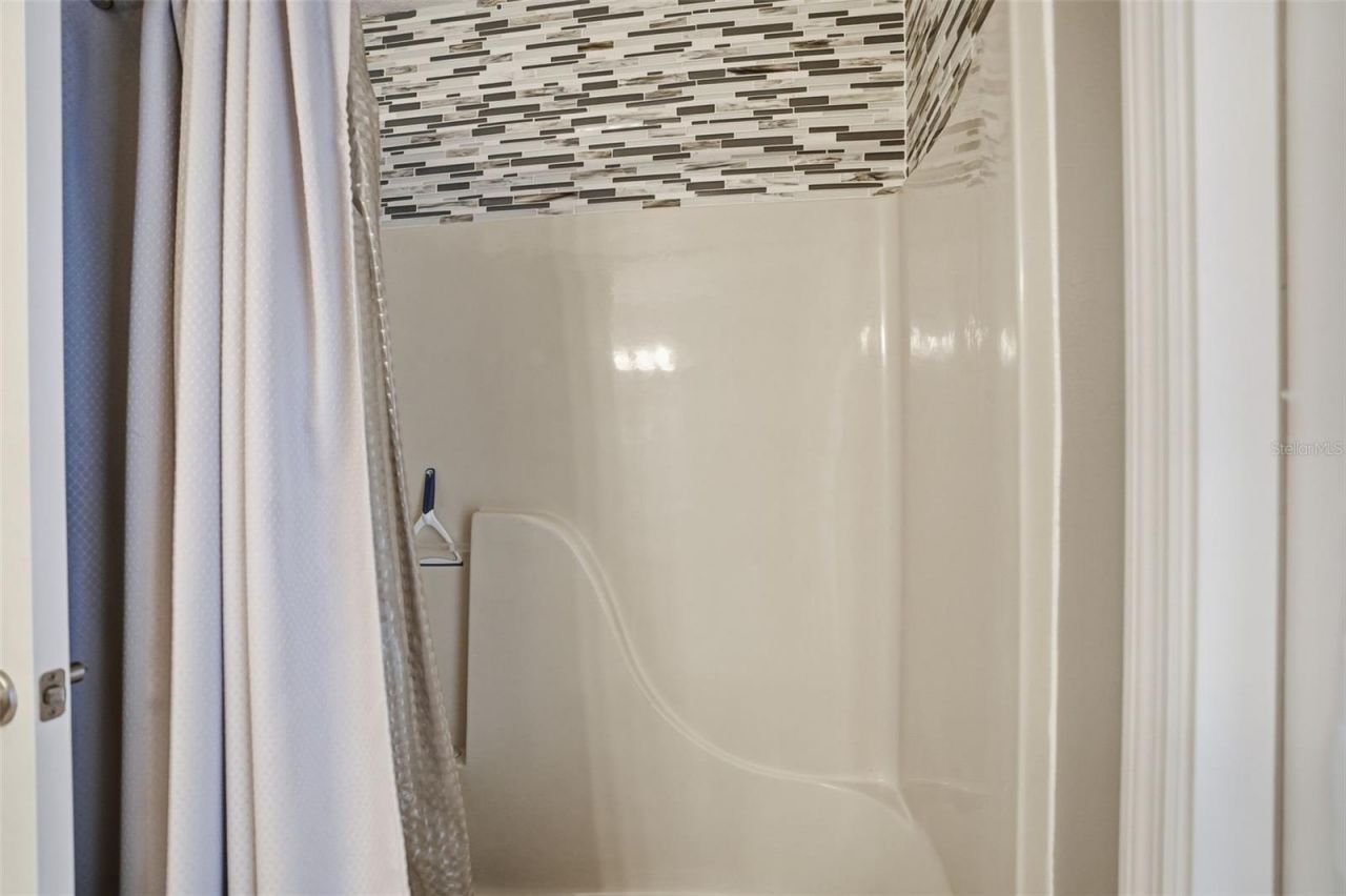 204 Planter Road, Spring Hill, FL 34606 Photo