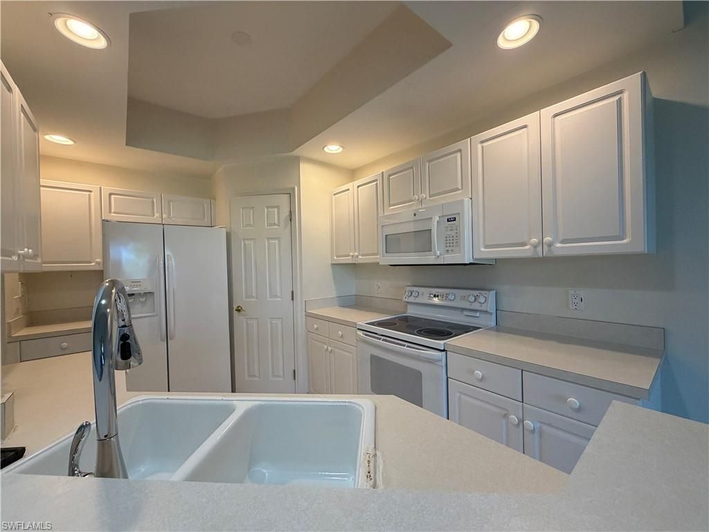 14999 Rivers Edge Ct, Unit 202, Fort Myers, FL 33908 Photo