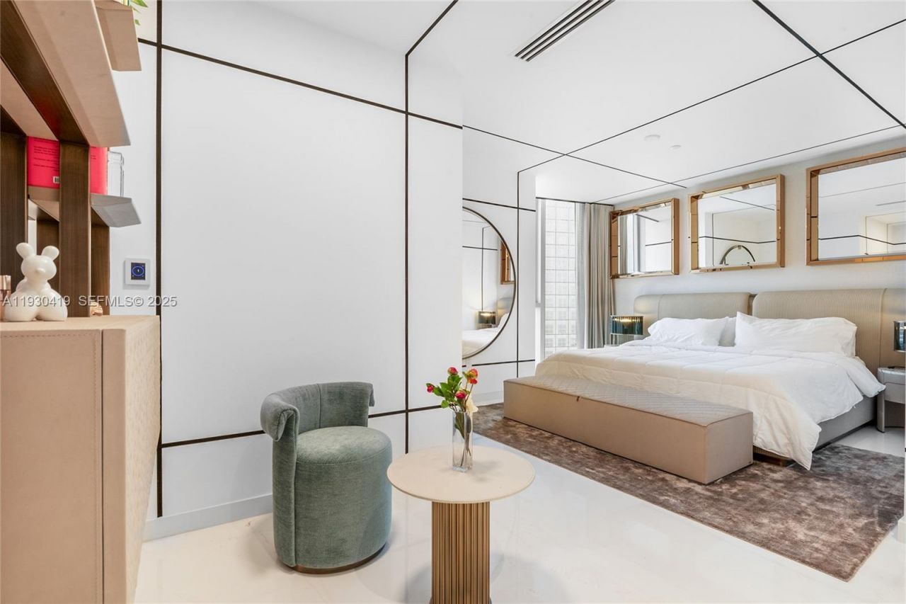 300 Biscayne Blvd Way, Unit 5104, Miami, FL 33131 Photo